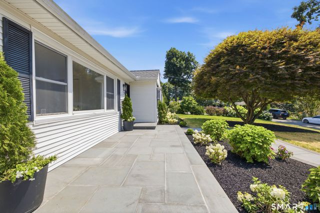 5 Tod Road, Norwalk, CT 06851