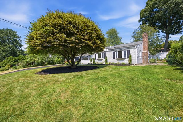 5 Tod Road, Norwalk, CT 06851