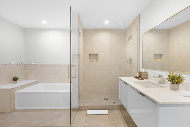 777 N Ocean Drive N219, Hollywood, FL 33019