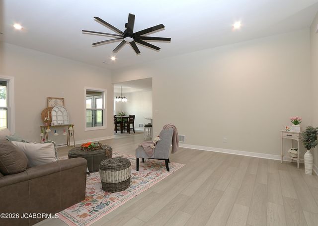 275 ROSEWOOD COURT, Holts Summit, MO 65043