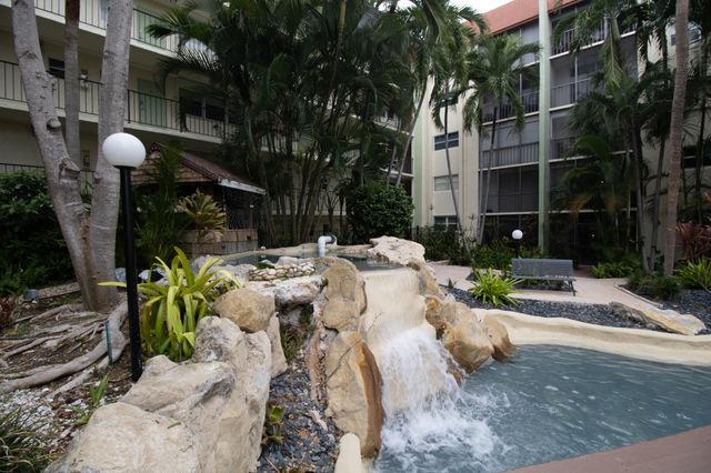 5300 NE 24TH Terrace 422C, Fort Lauderdale, FL 33308