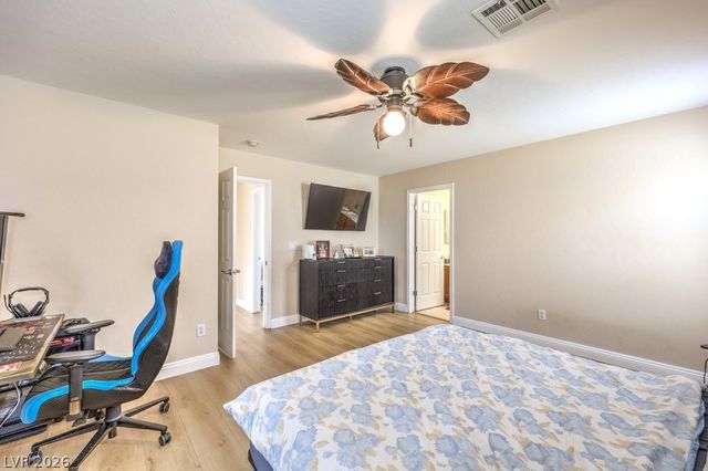 5228 Fire Night Avenue, Las Vegas, NV 89122