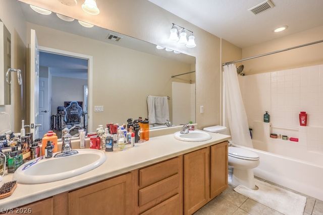 5228 Fire Night Avenue, Las Vegas, NV 89122