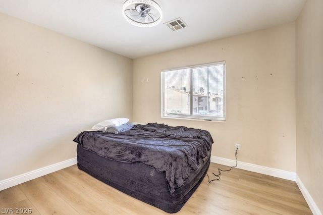 5228 Fire Night Avenue, Las Vegas, NV 89122