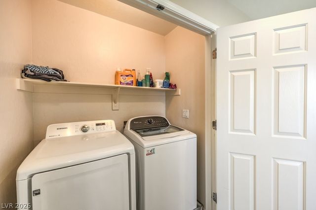 5228 Fire Night Avenue, Las Vegas, NV 89122