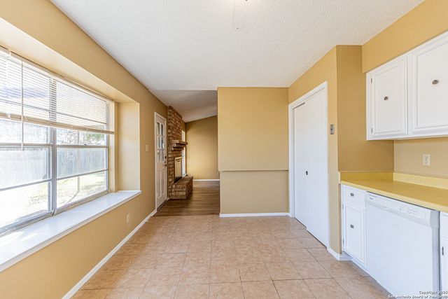 4414 Valleybrook, San Antonio, TX 78238