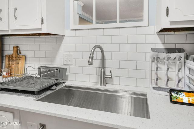354 Shrewsbury Road, Holland, OH 43528