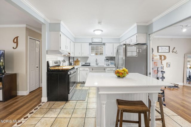 354 Shrewsbury Road, Holland, OH 43528