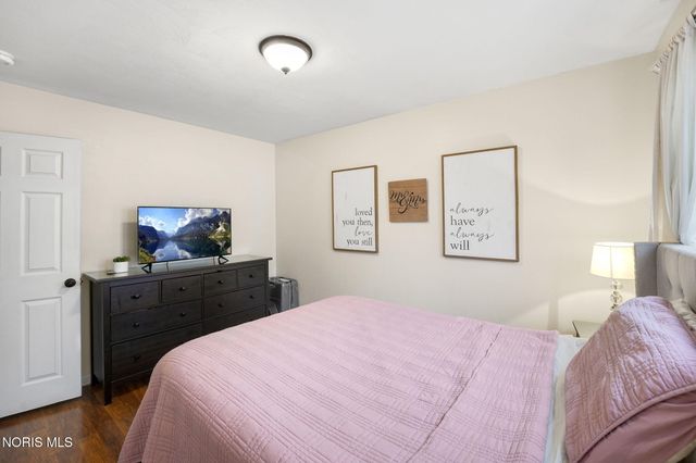 354 Shrewsbury Road, Holland, OH 43528