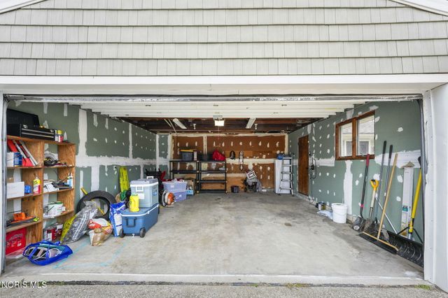 354 Shrewsbury Road, Holland, OH 43528