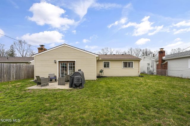 354 Shrewsbury Road, Holland, OH 43528