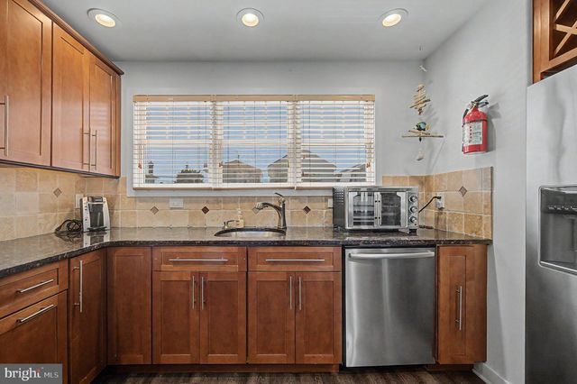 113 N ANNAPOLIS AVE, Atlantic City, NJ 08401