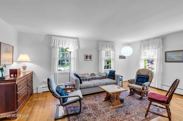 720 Crescent Place, Sea Girt, NJ 08750