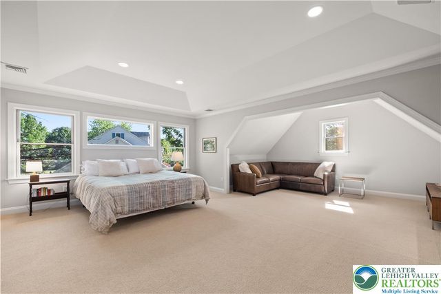 4807 Leeds Court, Upper Saucon Twp, PA 18034