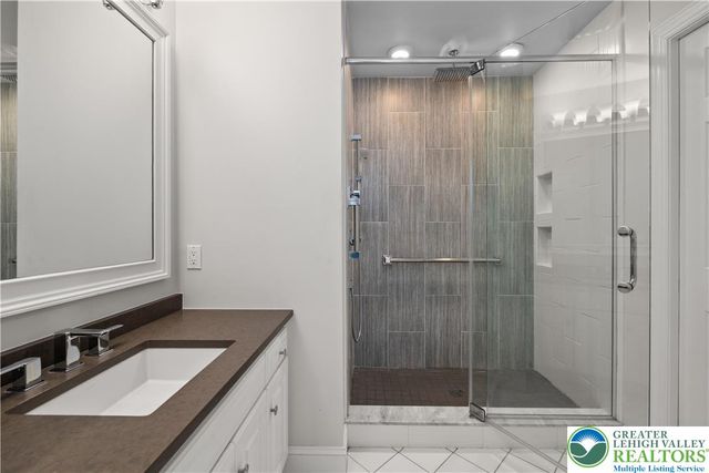 4807 Leeds Court, Upper Saucon Twp, PA 18034