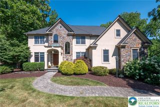 4807 Leeds Court, Upper Saucon Twp, PA 18034