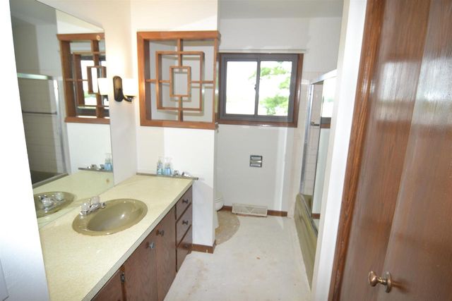 153318 SHORELAND LANE, Wausau, WI 54401