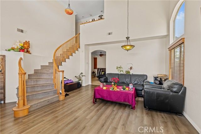 5770 Centerstone Ct, Westminster, CA 92683