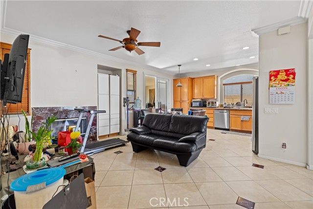 5770 Centerstone Ct, Westminster, CA 92683