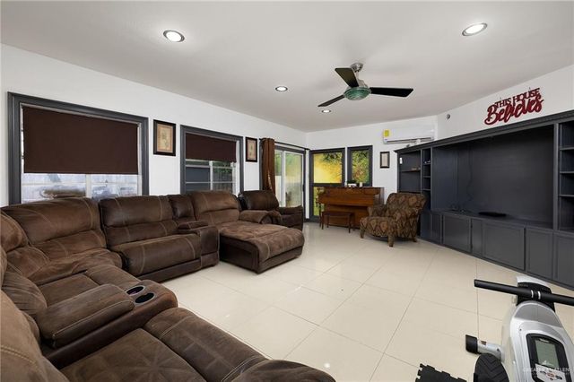 2409 Kerria Avenue, Mcallen, TX 78501