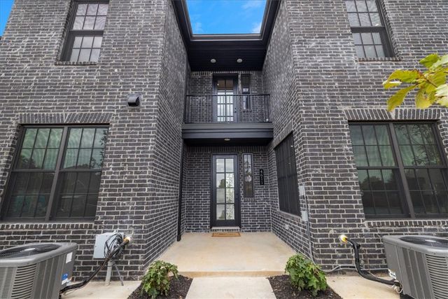 4611 47th Street, Rogers, AR 72758