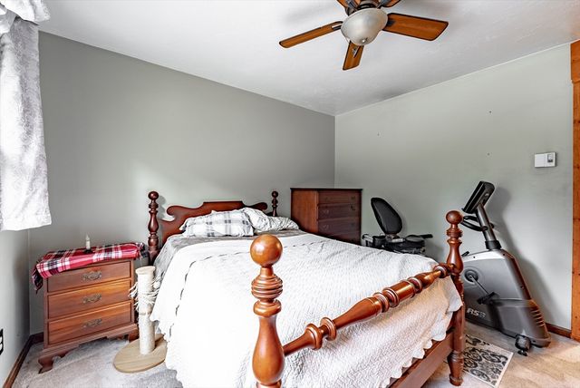 6 Carol Dr 6, Oxford, MA 01540