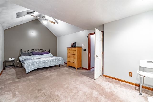 6 Carol Dr 6, Oxford, MA 01540