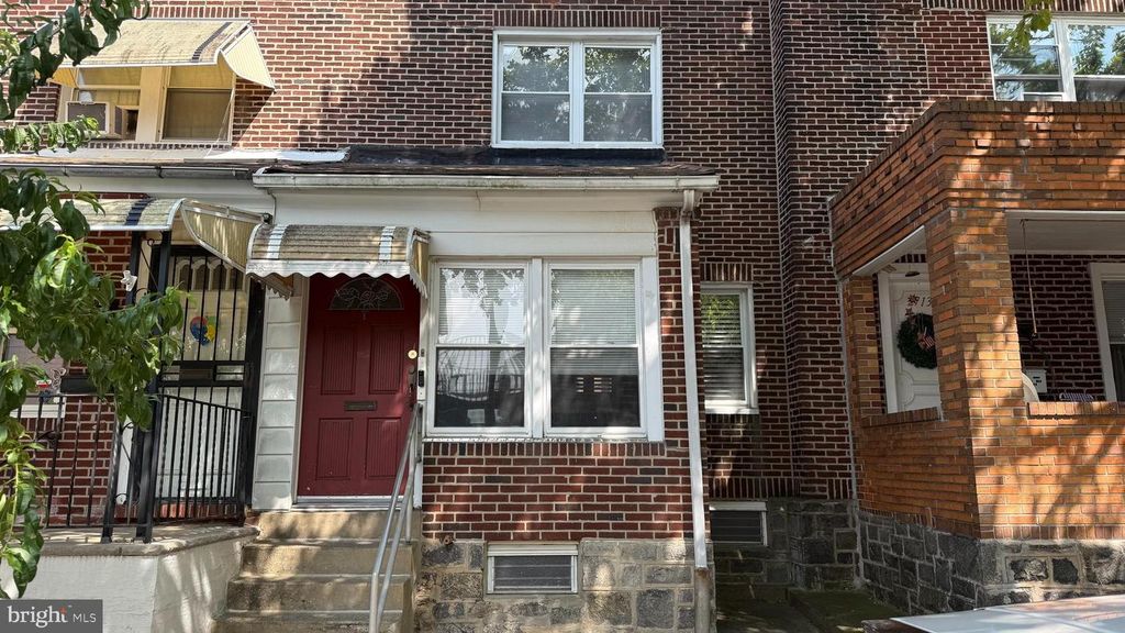 2711 S ALDER ST, PHILADELPHIA, PA 19148 — exterior
