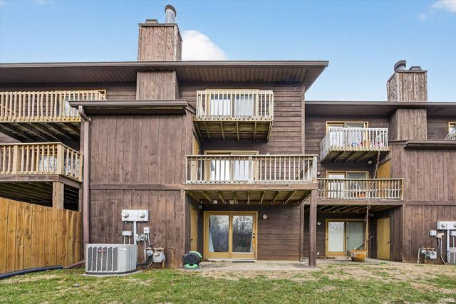 2313 E Winding Brook Court, Bloomington, IN 47401