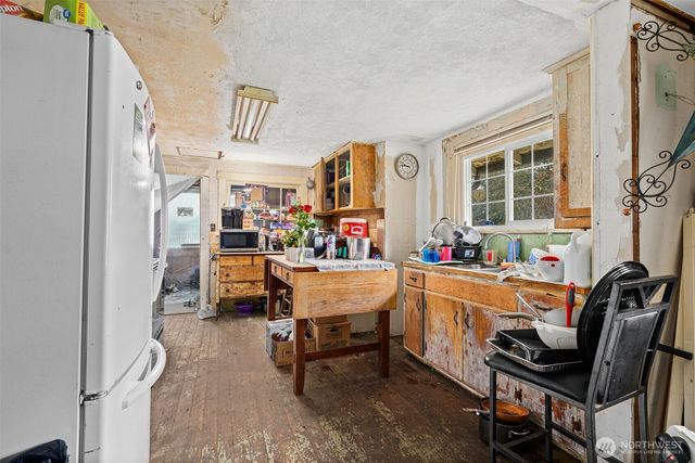 342 Wheeler Avenue, Hoquiam, WA 98550