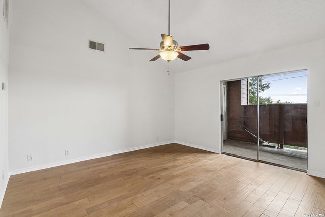 10527 Perrin Beitel Rd Apt A201, San Antonio, TX 78217