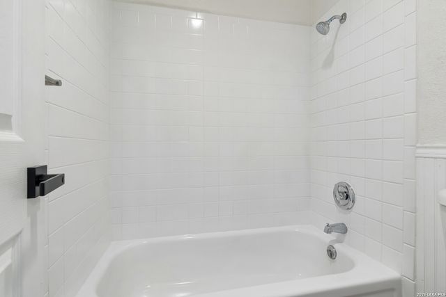 10527 Perrin Beitel Rd Apt A201, San Antonio, TX 78217