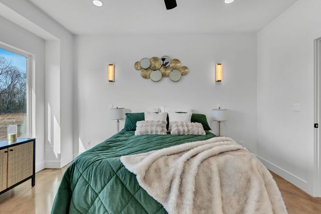 715 S Arbor Valley Way, Valley Center, KS 67147