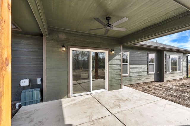 715 S Arbor Valley Way, Valley Center, KS 67147