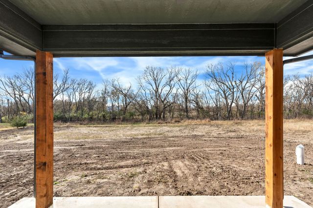 715 S Arbor Valley Way, Valley Center, KS 67147