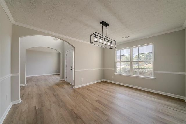 2722 Runway Lake Lane, Snellville, GA 30039