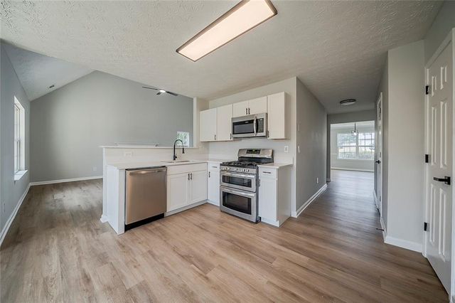 2722 Runway Lake Lane, Snellville, GA 30039