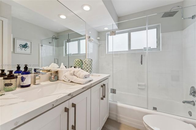 1424 NE 53rd Ct 0, Fort Lauderdale, FL 33334