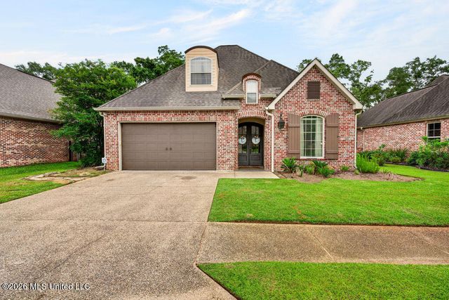 3812 Acadian Village Drive, Ocean Springs, MS 39564