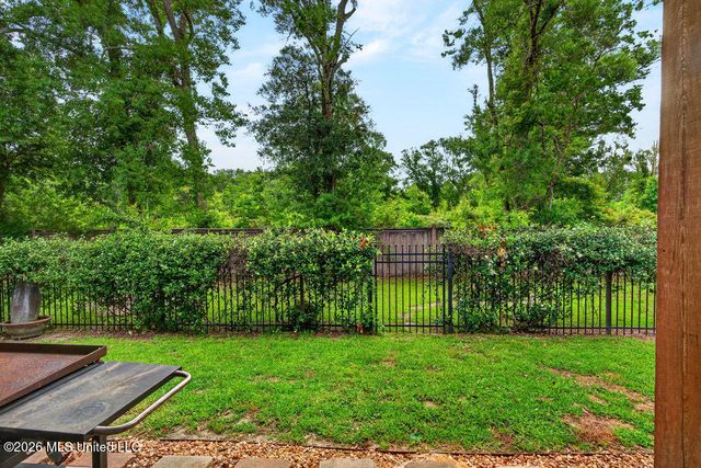 3812 Acadian Village Drive, Ocean Springs, MS 39564