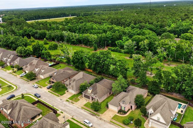 3812 Acadian Village Drive, Ocean Springs, MS 39564