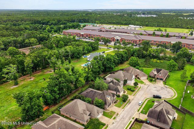 3812 Acadian Village Drive, Ocean Springs, MS 39564