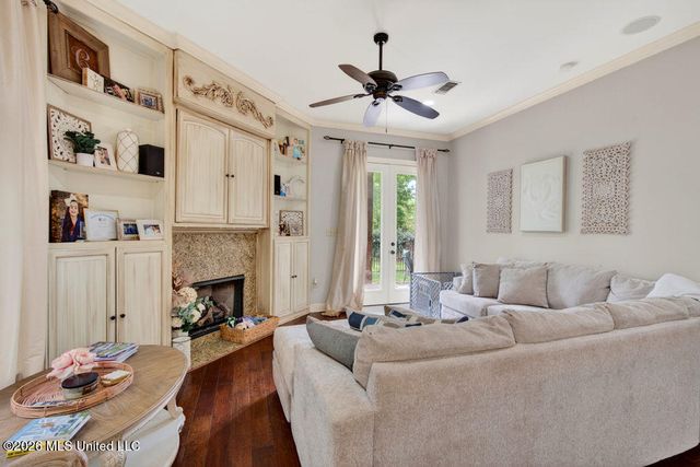 3812 Acadian Village Drive, Ocean Springs, MS 39564