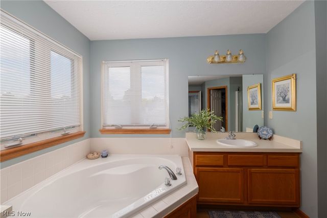 3101 Wickford Avenue NW, Canton, OH 44708