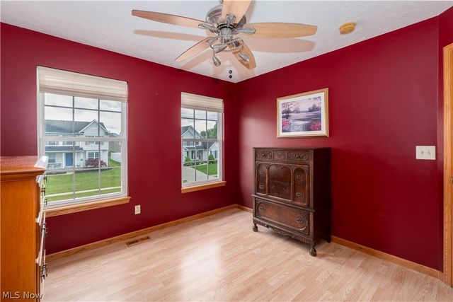 3101 Wickford Avenue NW, Canton, OH 44708