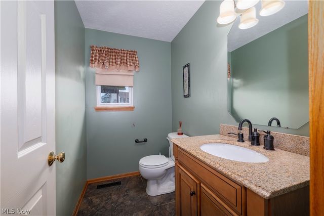 3101 Wickford Avenue NW, Canton, OH 44708