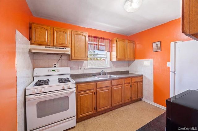 145-67 224th Street, Springfield Gardens, NY 11413