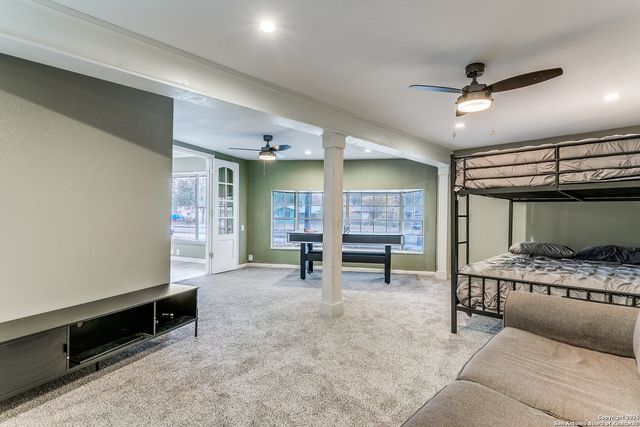 235 Saratoga Dr, San Antonio, TX 78213