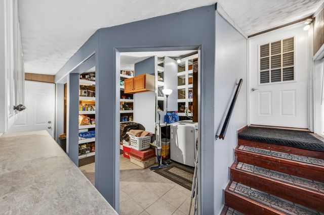 4869 Slans Island Road, Hollywood, SC 29449