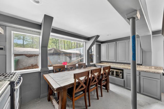 4869 Slans Island Road, Hollywood, SC 29449